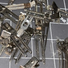Lot Of 90+ Vintage Hair Wave Pins Clips Aluminum & Various Hair Clips