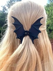 Gothic Bat Wing Hair Clip Black Punk Claw Clip Halloween Hair Accessory