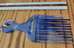 Vintage Revlon 7″ Hair Comb Lift Plastic Pic Pick Faux Marble Blue