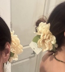 4″ Cream Beige Faux Silk Peony Flower Claw Hair Clip NWT Large Green Leaves Boho