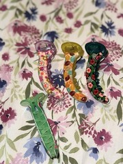 Multicolor Floral Plastic Hair Claw Clips Set of 4, Women/Teens/Unisex