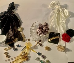 Unique Hair Accessories/ Button Cover Statement lot 16 Items/sets