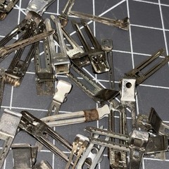 Lot Of 90+ Vintage Hair Wave Pins Clips Aluminum & Various Hair Clips