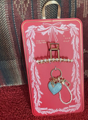 Time And True Women’s Hair Claw Clip and Heart Faux Pearl and Bow Bag Charm