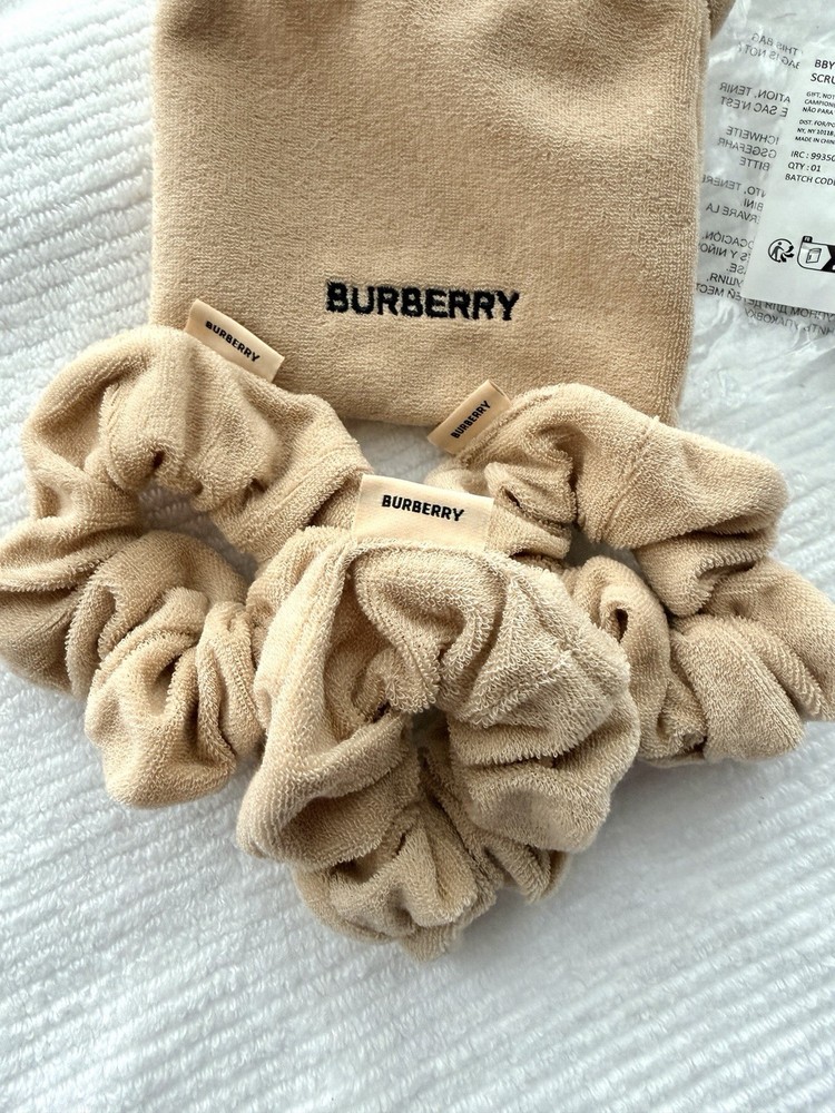 Burberry 3 Scrunchie Set w Drawstring Pouch Beige Terry Cloth GWP Hair Tie BN