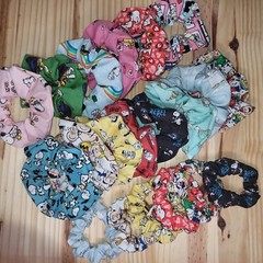Peanuts Snoopy Scrunchies