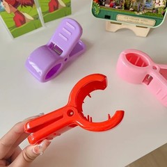 Cute Arrietty Cosplay Shark Hair Clip for Adult Kid Red Ponytail Hairpin Fashion