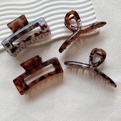 6 Pieces Hair Claw Clips for Women, Tortoise Shell 1 Count (Pack of 6), Brown