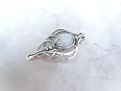 Smaller white oval stone metal alligator hair jewelry clip fine thin hair