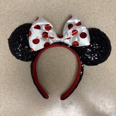 NWOT Classic Disney Parks Black Sequin Red Polkadot White Satin Ear Headband