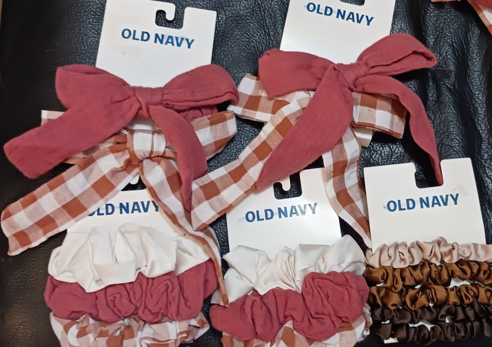 Old Navy Hair Accessories Scrunchies Hair Ties 2 Pack Check Multi bows 5 packs+