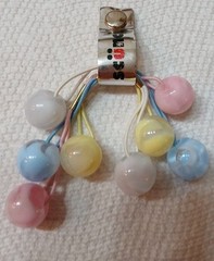 vintage-style hair ties feature pastel “bubble” Beeds