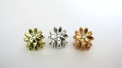 Micro mini extra tiny metalic colored daisy flower acrylic hair claw clip