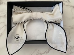 New Chanel 23K Bow Tie Hair Pin Hair Clip Clips Hair Accessory Accessories