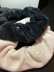 CHANEL Beauté Velvet Scrunchie 2-pcs Set NEW!