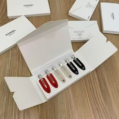 CHANEL Beauty Hair Clip Set Accessory No Bend Hair Clip Black / White / Red