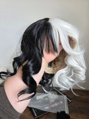 Cruella DeVille Wig Two Tone Synthetic Costume Hair Piece Black White Bangs Curl