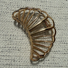 Gold Metal Shell Hair Claw Clip, Sea Theme Solid Fan Shell Design