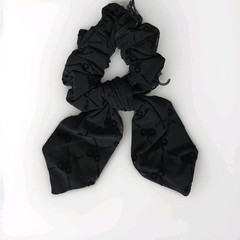 ALO Yoga Flocked Rhythm Scrunchie Black One Size New With Tag Free Shipping