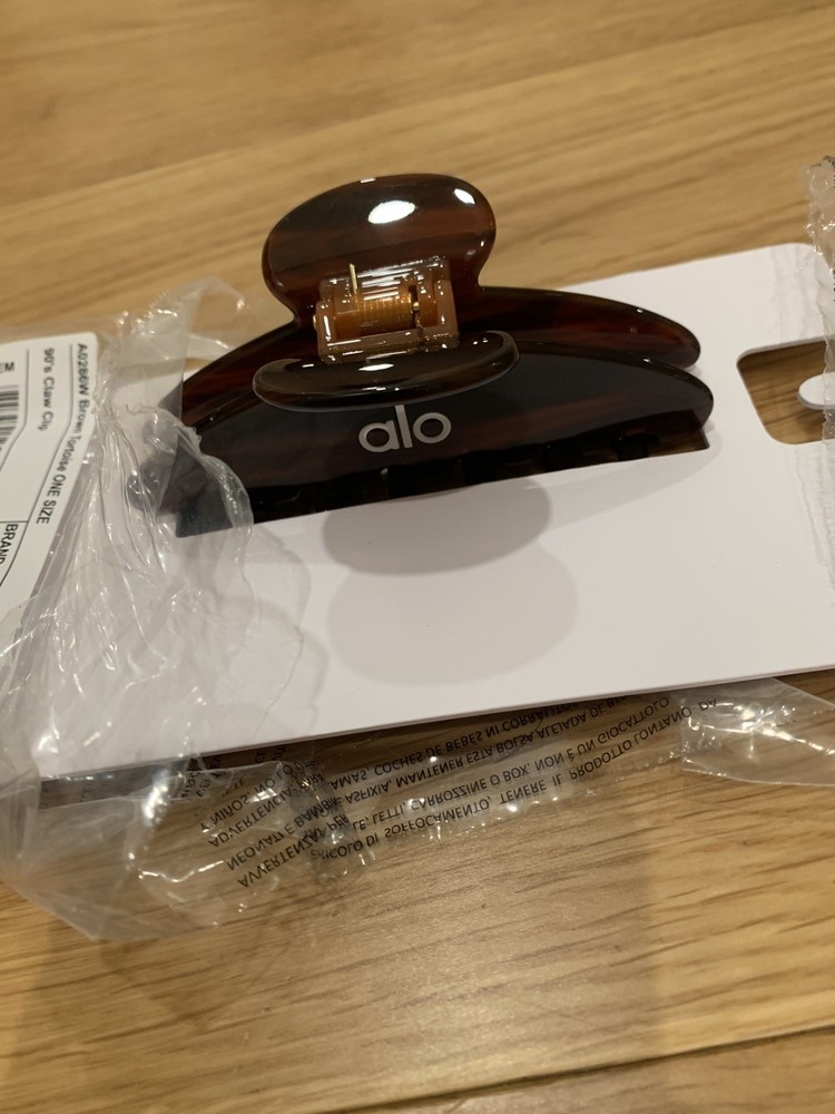 Alo Yoga brown tortoise shell 90s Hair Claw Clip NWT Original Packaging