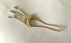 Hairpin Ancient Chinese style u shaped with tear drop faux pearls. AU-1R