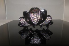New Gorgeous embroidered Hair Clip Claw w Shinny Crystals Hair Accessories