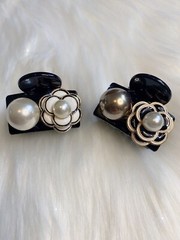 2 X Korean Camellia Flower Pearl Girls Hair Claws Crab small Clips Accessories