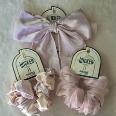 Scunci Conair Wicked Glinda 3 Pack Pink Headband Bow Headwrap Claw Hair Clip NWT