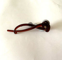 Elegant brown large faux pearls on hair clip, use for any occasion. AU-1R