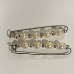 Silver Tone White Beaded Metal Pin/Broach for Women/Teens