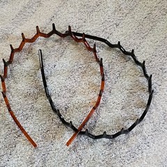 Qty 4 No-Slip Zig Zag Teeth Plastic Headbands Black & Brown Solid 90s