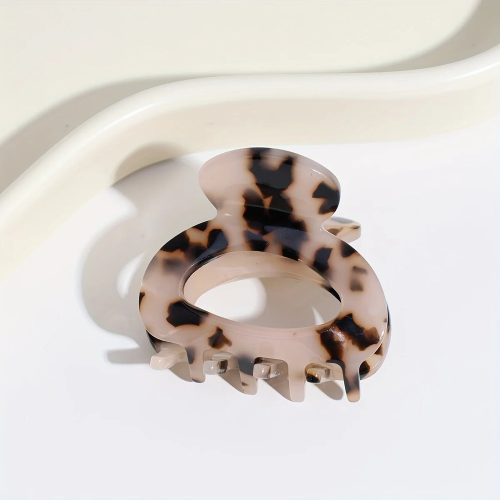Elegant Sweet Small Oval Hair Claw Clip for Women Secure Grip Hair Accessories P