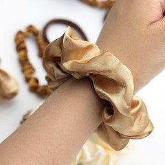 30 PCS Hair Ties Scrunchies Set For Women Big Satin Elastic Bands Ponytail Kit