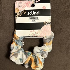 Lot Of Five Scrunchies Cotton Satin Flannel & Faux Leather Lot 001