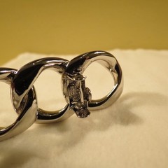 NEW WOMEN’S CHANEL LOGO CHAIN SILVER TONE LARGE HAIR CLIP ACCESSORY BARRETTE