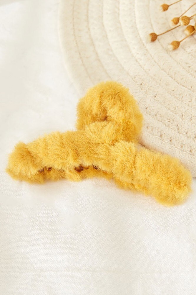 Do Everything in Love Women Solid Color Fur Strong Hold Hair Jaw Clip